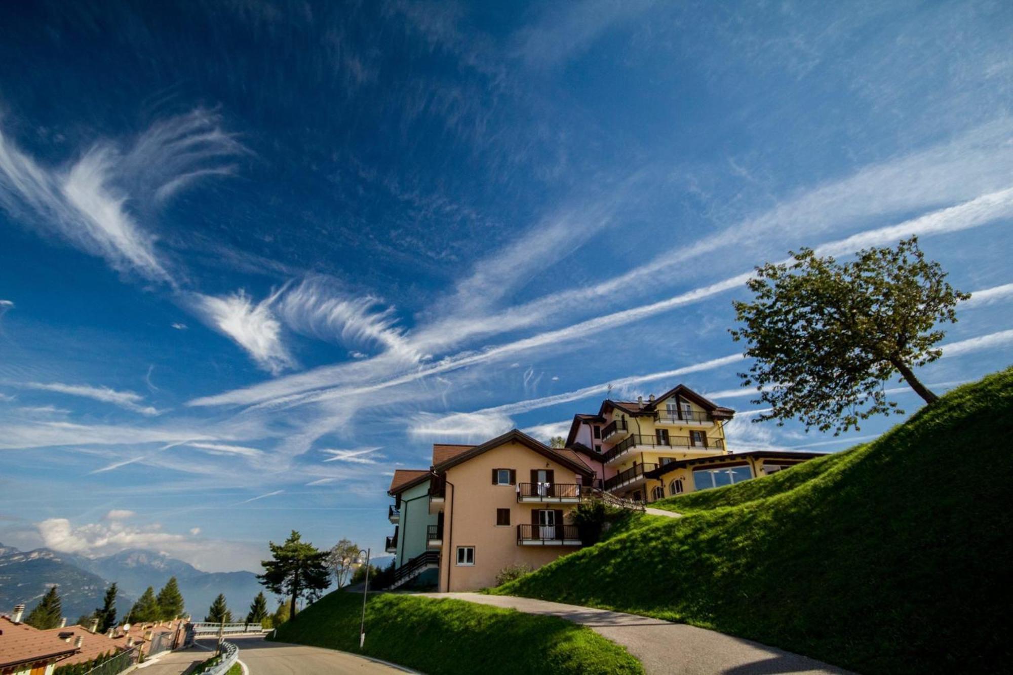 Hotel Residence Bellavista Brentonico Pokój zdjęcie